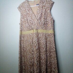 LF Leslie Fay Dress 16W Sleeveless Lace Lined Crossover Tan